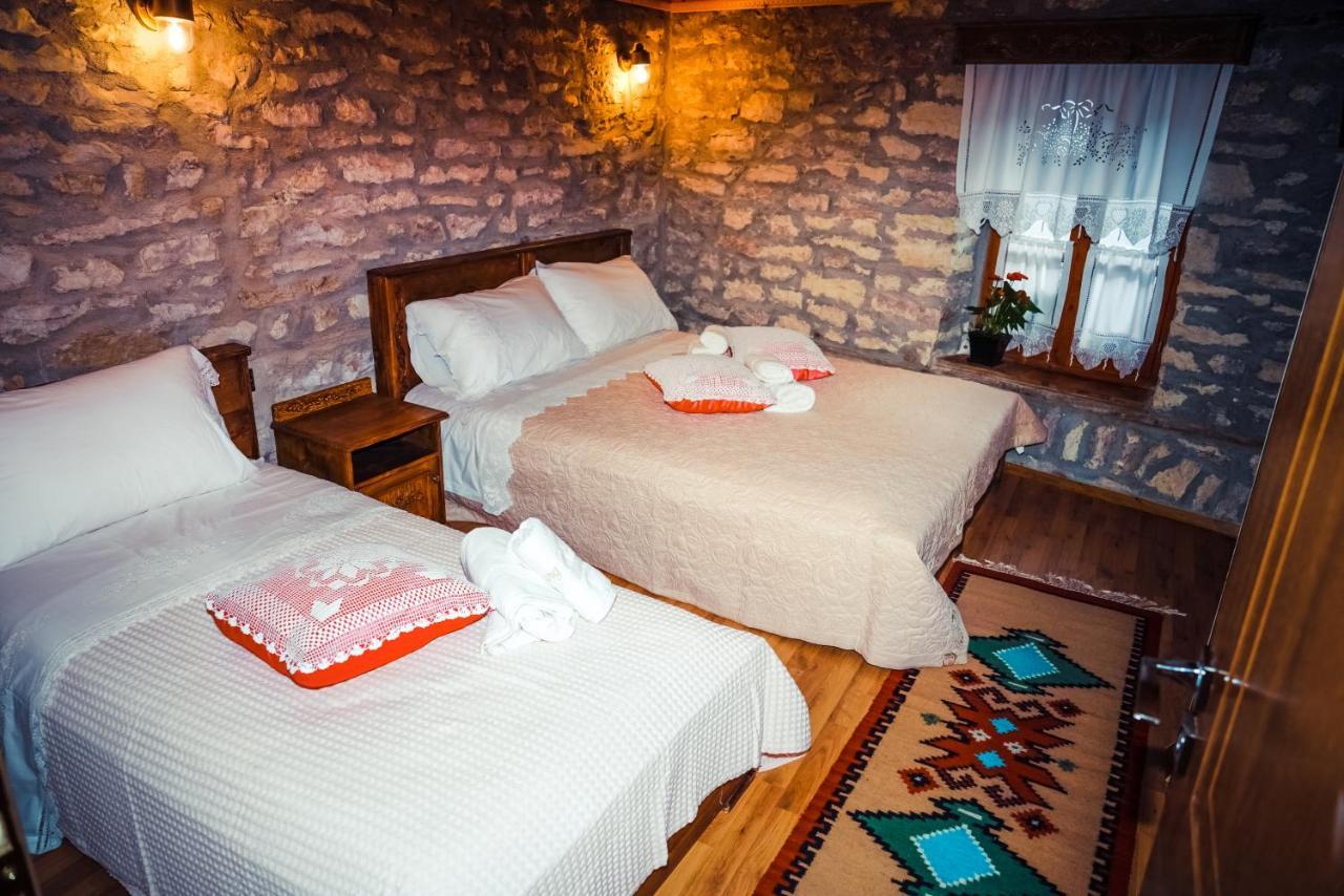 Medieval Rooms Gjirokastër المظهر الخارجي الصورة